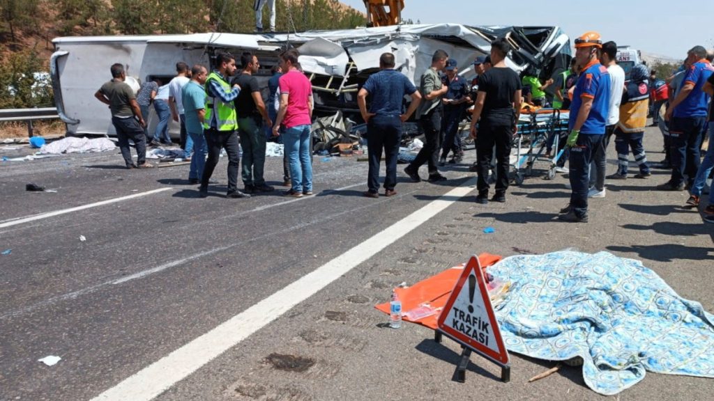 Türkei: Mindestens 35 Menschen wurden bei separaten Unfällen an Unfallstellen getötet |  Nachrichten