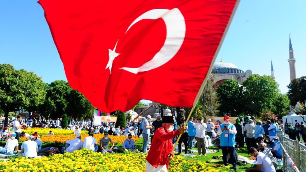 Türkischer Sänger Gulesen wegen Schließung religiöser Schulen verhaftet |  Religionsnachrichten