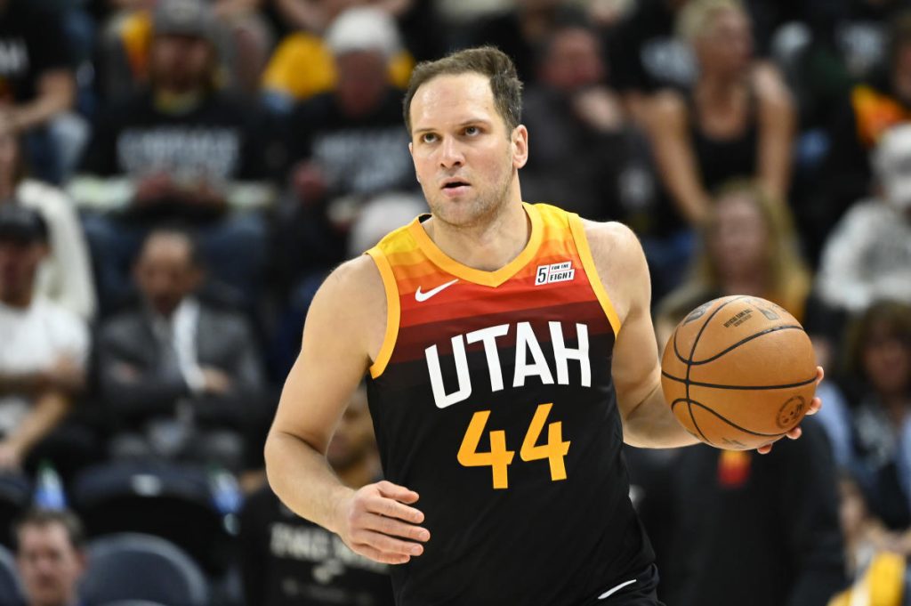 Die Detroit Pistons übernehmen Bojan Bogdanovic von den Utah Jazz