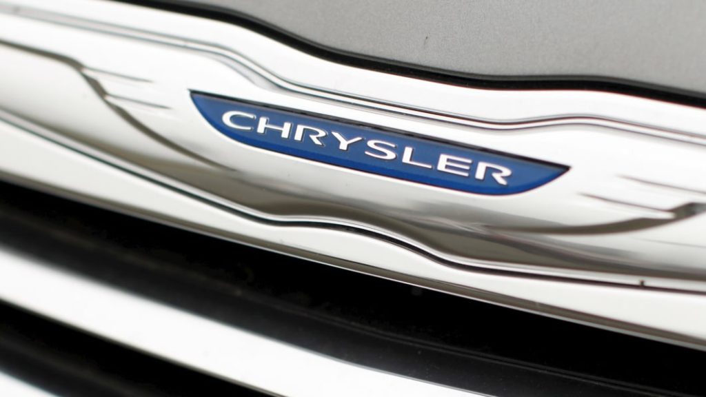 Chrysler stellt heute Abend ein neues Performance-Modell vor: Sehen Sie es sich live an