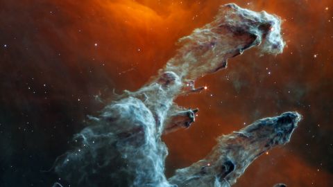 Das neue Bild des James-Webb-Weltraumteleskops zeigt die Säulen der Schöpfung im mittleren Infrarotlicht.
