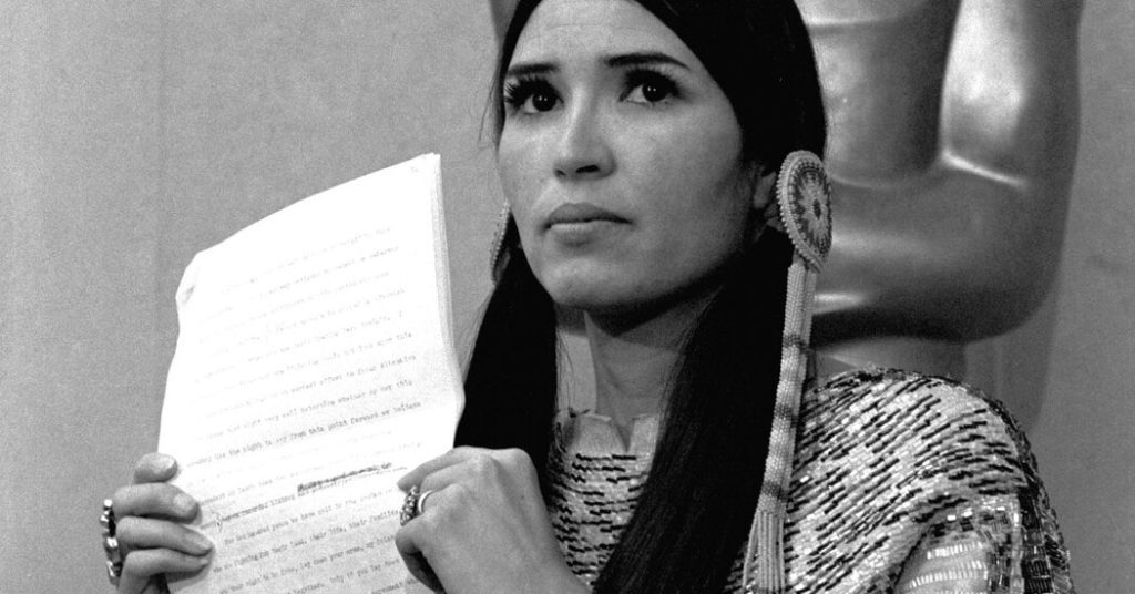 Sacheen Littlefeather, der Aktivist, der Oscar Brando ablehnte, ist im Alter von 75 Jahren gestorben