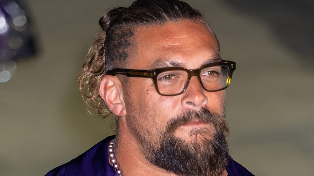 Die Dreharbeiten zu „War Chief“ Jason Momoa, der den Farmers Market schließt, regen die Hawaiianer auf