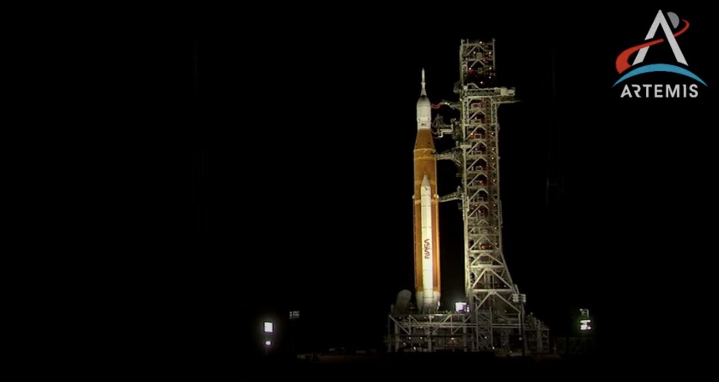 Die Mondrakete Artemis 1 der NASA hebt am 26. September 2022 von der Startrampe 39B im Kennedy Space Center in Florida ab, um vor dem Hurrikan Ian in Deckung zu gehen.