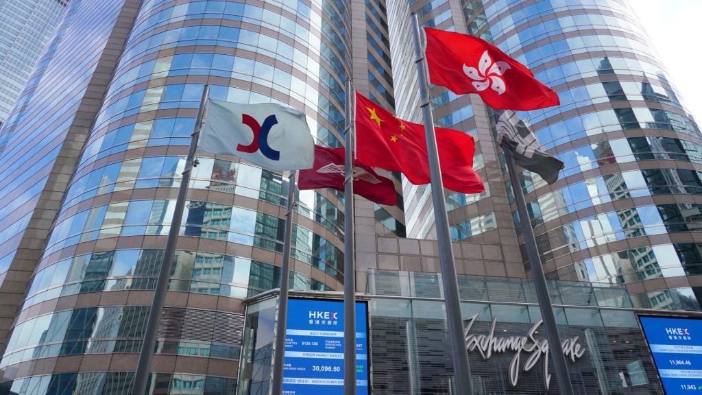 Hang Seng Index springt, Caixin PMI springt unter 50, RBA erhöht die Zinsen