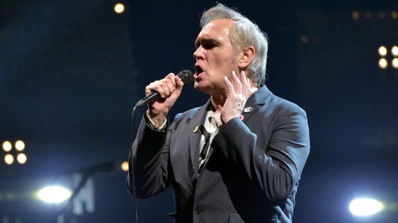 Morrissey stört die Menge, nachdem das Konzert nach 30 Minuten endet