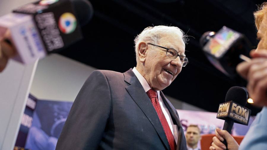 Zinserhöhung beflügelt Warren Buffetts Ergebnisse von Berkshire Hathaway