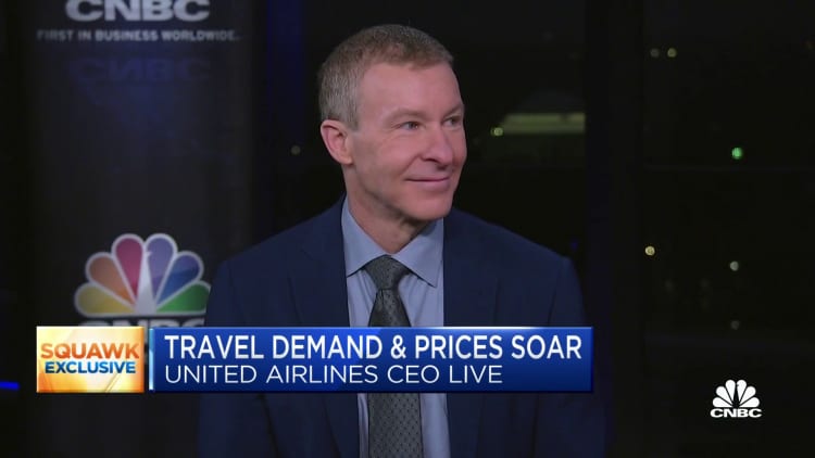Scott Kirby, CEO von United Airlines: Wir erwarten eine leichte Rezession, aber der Reiseverkehr stellt immer noch Rekorde auf