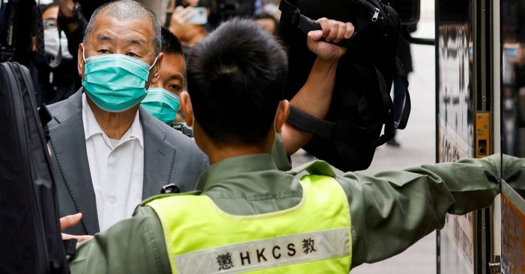 Der Hongkonger Tycoon Jimmy Lai ist wegen Betrugs zu mehr als fünf Jahren Haft verurteilt worden