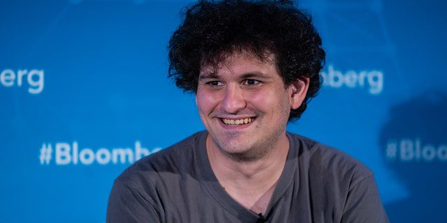 Sam Bankman-Fried, Gründer von FTX, sieht sich wegen seiner Beteiligung am Zusammenbruch von FTX mit einem Ansturm rechtlicher Konsequenzen konfrontiert.